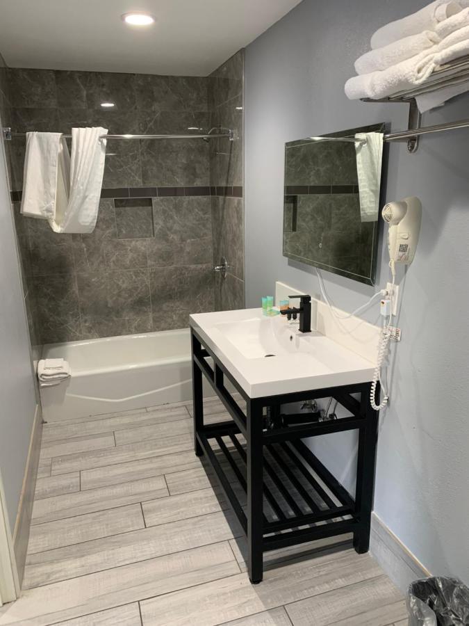 Willow Tree Inn & Suites 洛杉矶 外观 照片